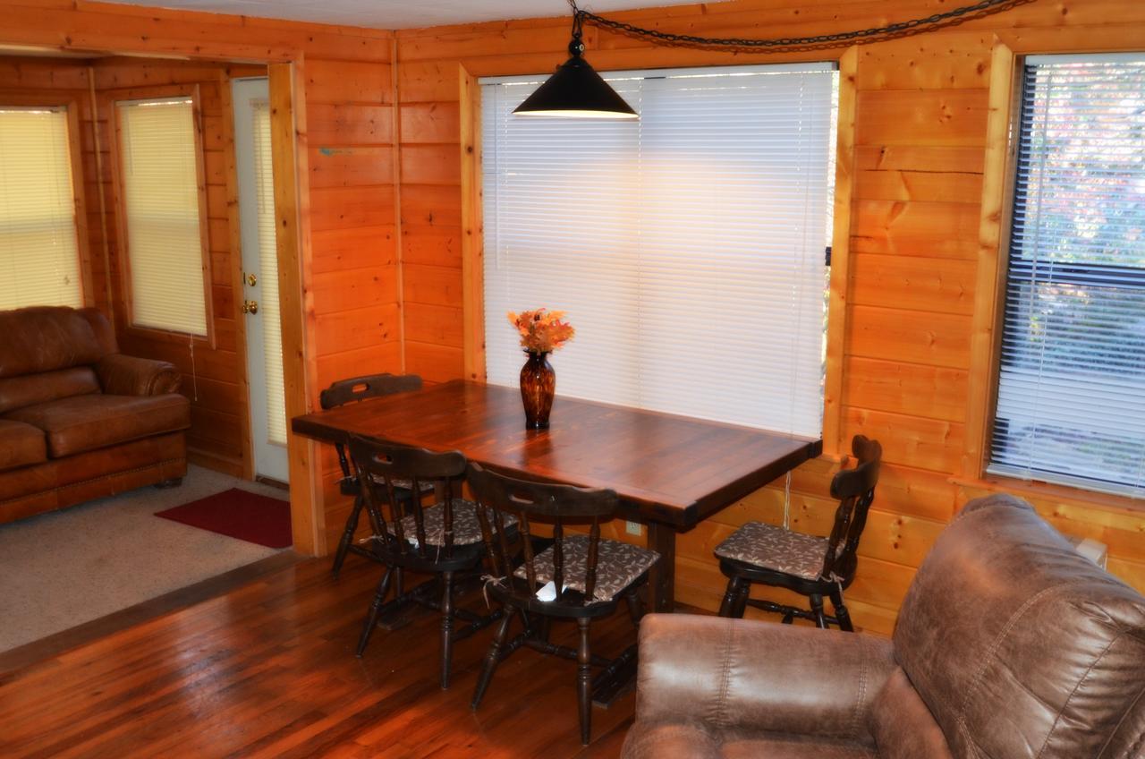 Little Creek Cabin Villa Chalet Village Exterior foto